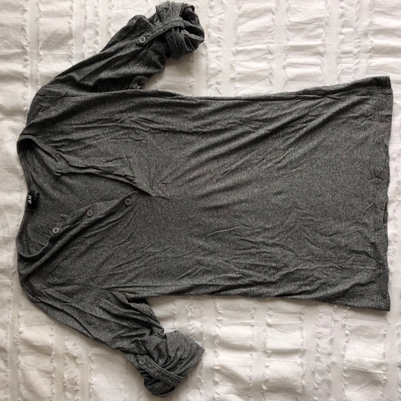 Gender neutral button down - Picture 2 of 2